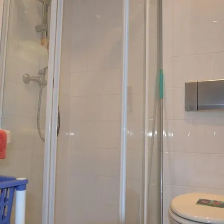 Haus 2 Mit 1 Getr Schlafzimmer Königstein
