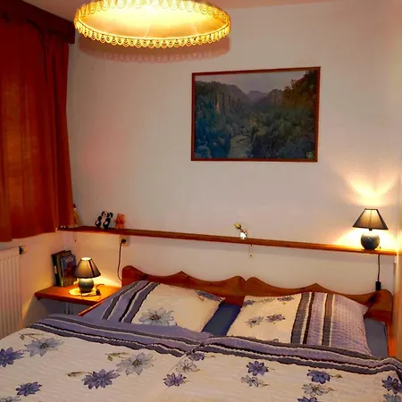 Haus 2 Mit 1 Getr Schlafzimmer *