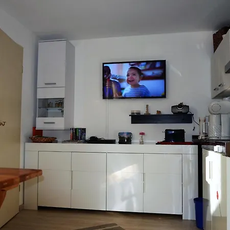 Haus 2 Mit 1 Getr Schlafzimmer Nyaraló *