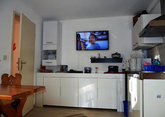 Haus 2 Mit 1 Getr Schlafzimmer Prázdninový dům *